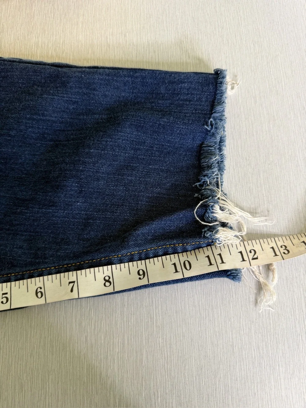 Levi’s Signature Skinny Bermuda Denim Shorts Blue Size 10